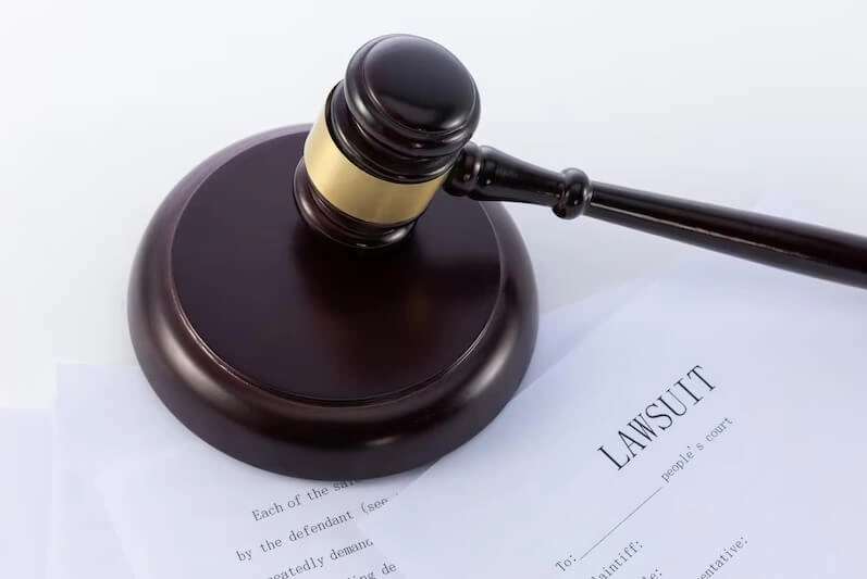 real estate law firms london